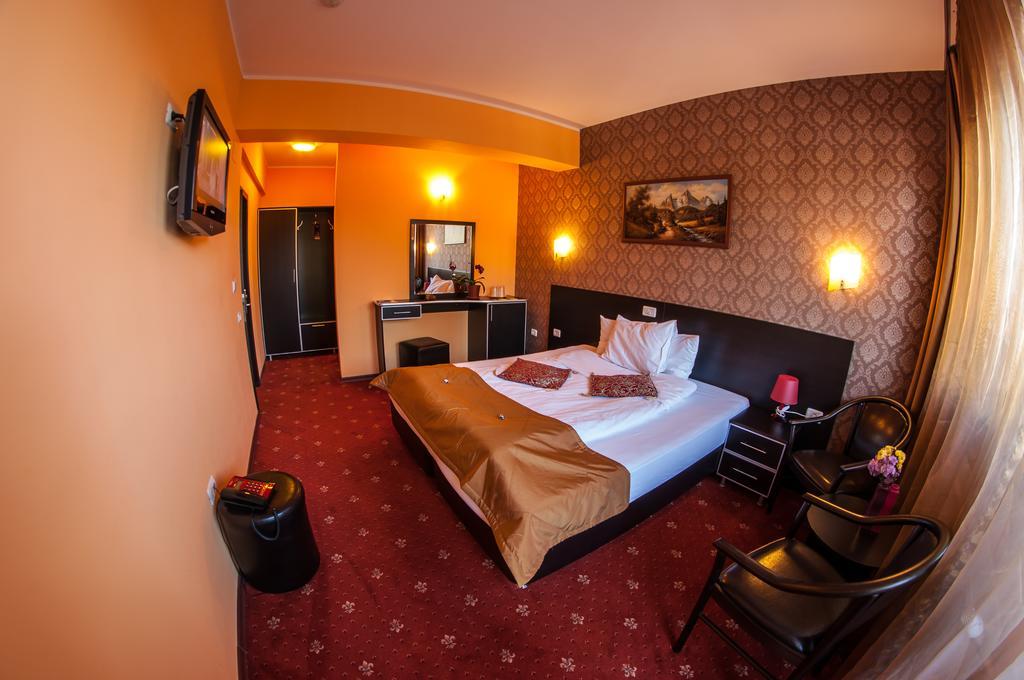 Carpatic Hotell Predeal Eksteriør bilde