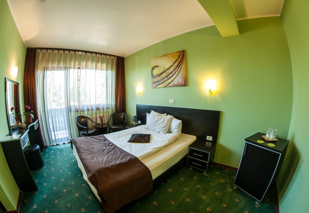 Carpatic Hotell Predeal Rom bilde