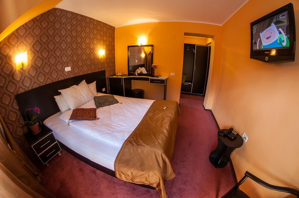 Carpatic Hotell Predeal Rom bilde