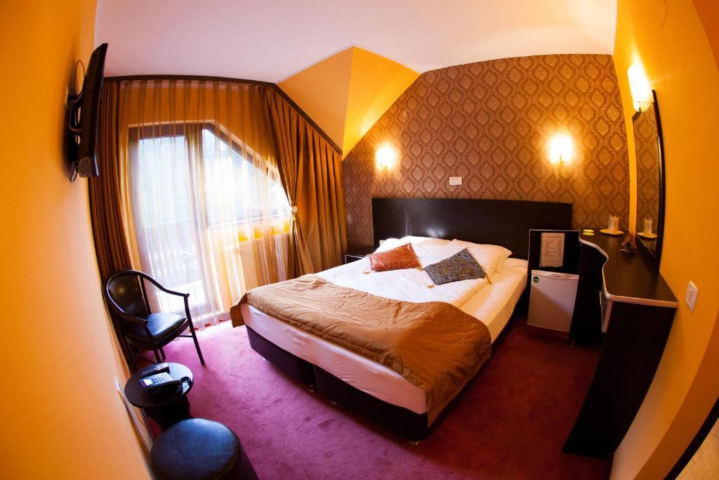 Carpatic Hotell Predeal Rom bilde