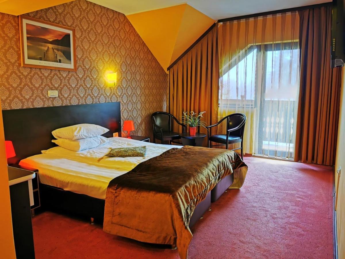 Carpatic Hotell Predeal Eksteriør bilde